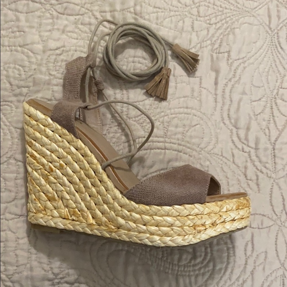 MIA Taupe Wedges